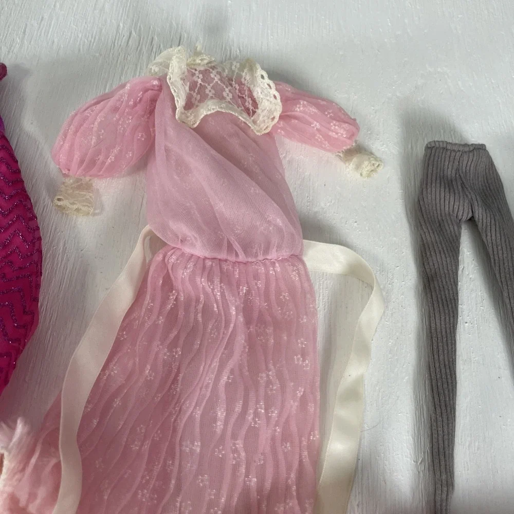 Lots Of Vintage Barbie Doll Clothes 80's Dress Dresses Pants Tops Classic‎ Retro